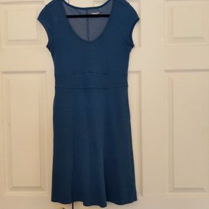 Toad and Co. Blue Flexcel Cap Sleeve Scoop Neck Midi Dress